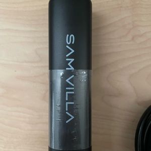 *BRAND NEW* Sam Villa Straightener